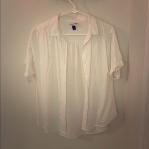 Universal Thread button down
